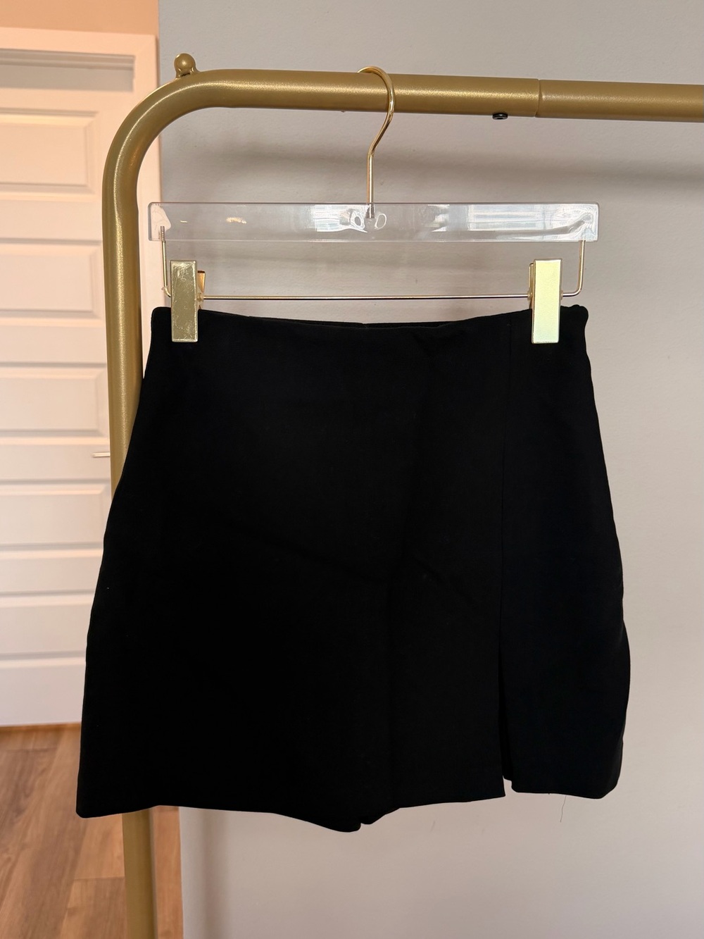 Zara Black Mini Skirt with Subtle Front Slit